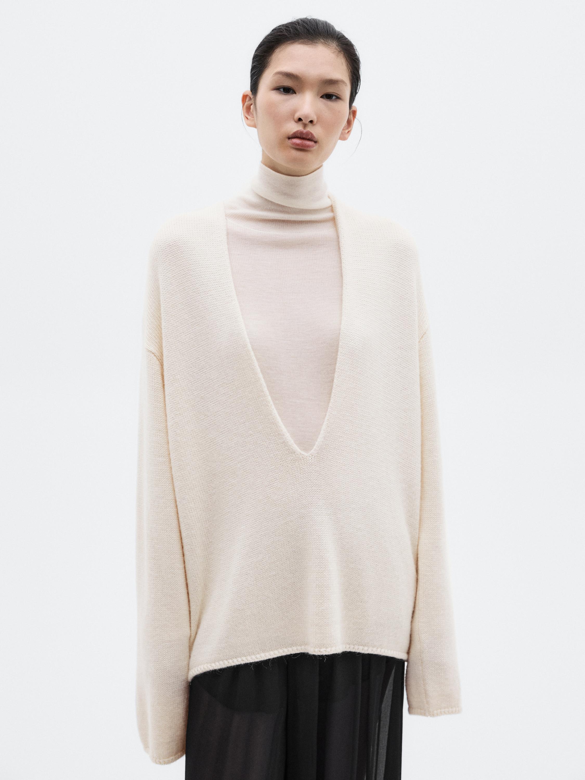 Knit alpaca and silk V-neck sweater - LIMITED